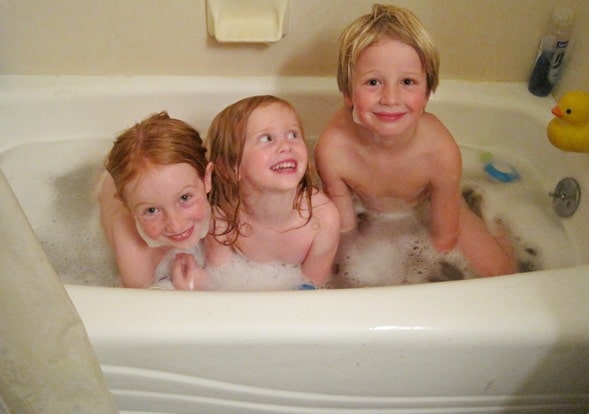 kids in tub 1